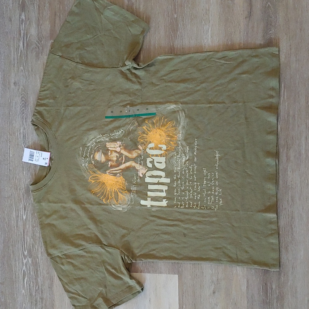 NWT 2PAC Tupac Women's Starry Night Graphic T-Shirt Green Size M